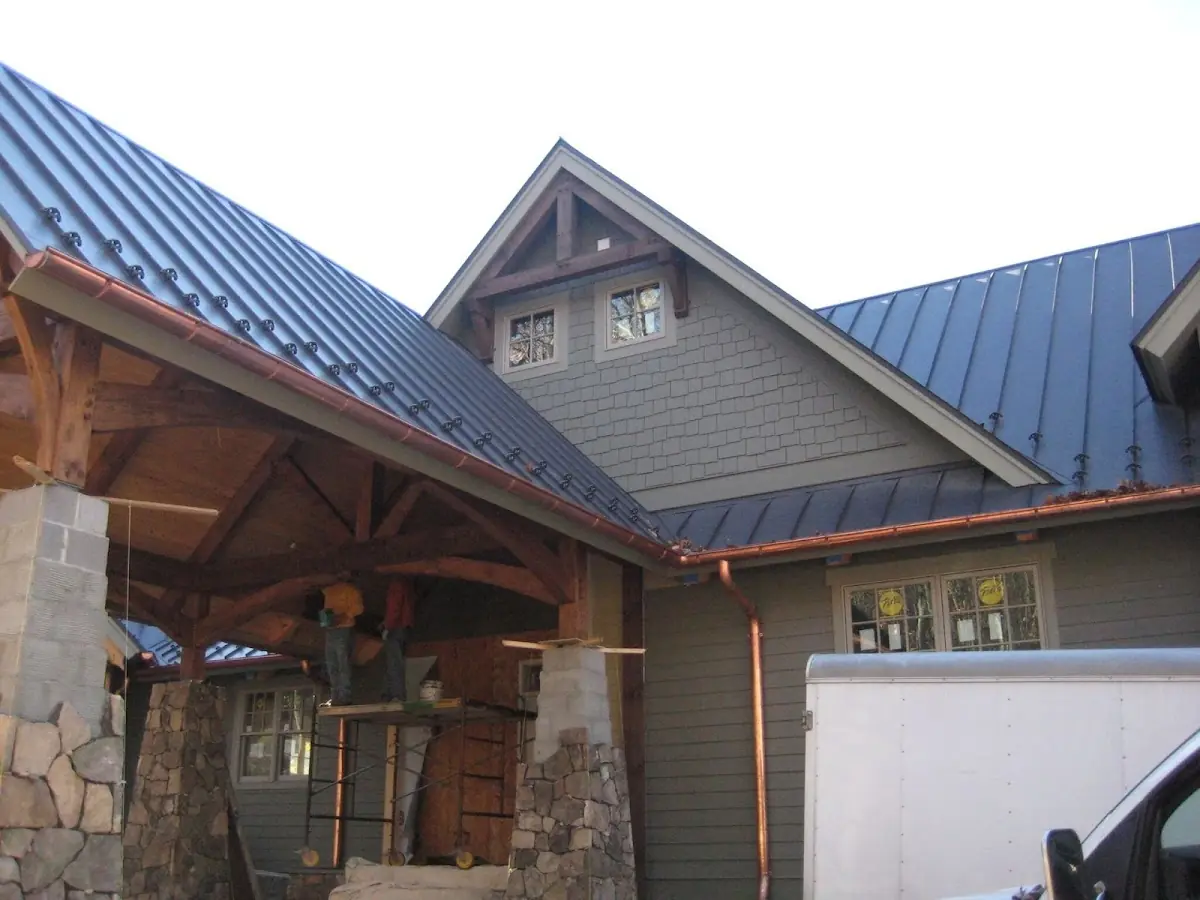 Craftsman Roofing team delivering quality roofing work in Pico Rivera